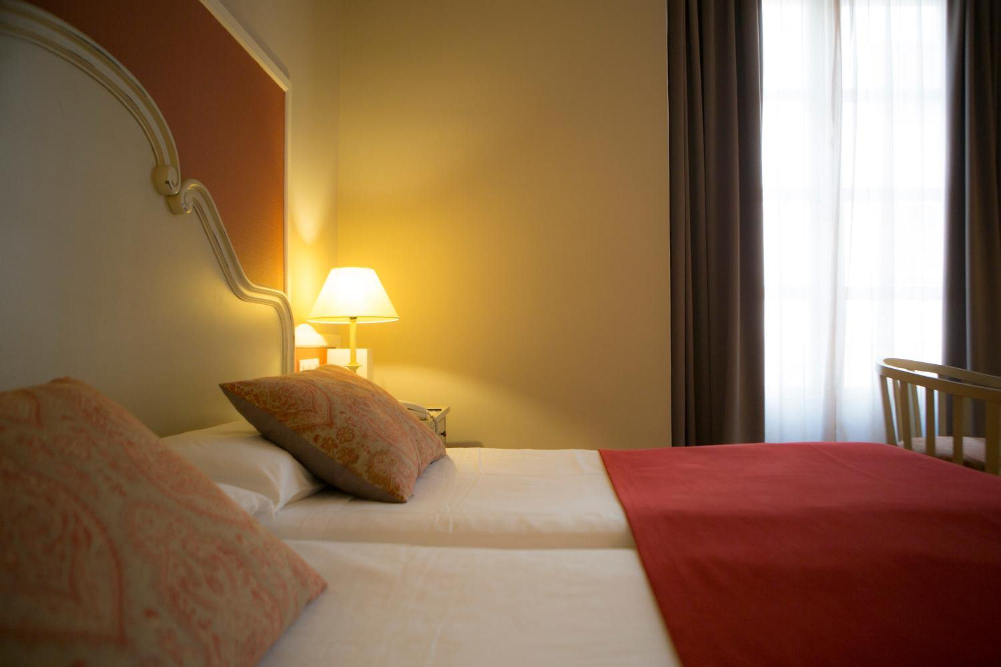 Basic Double Room