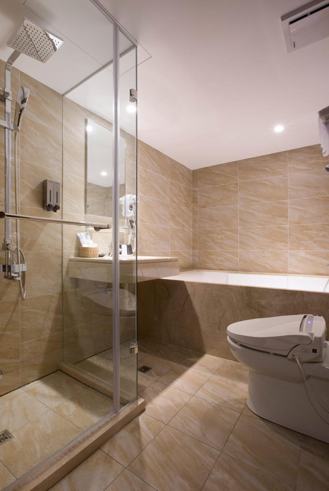 Dreibettzimmer