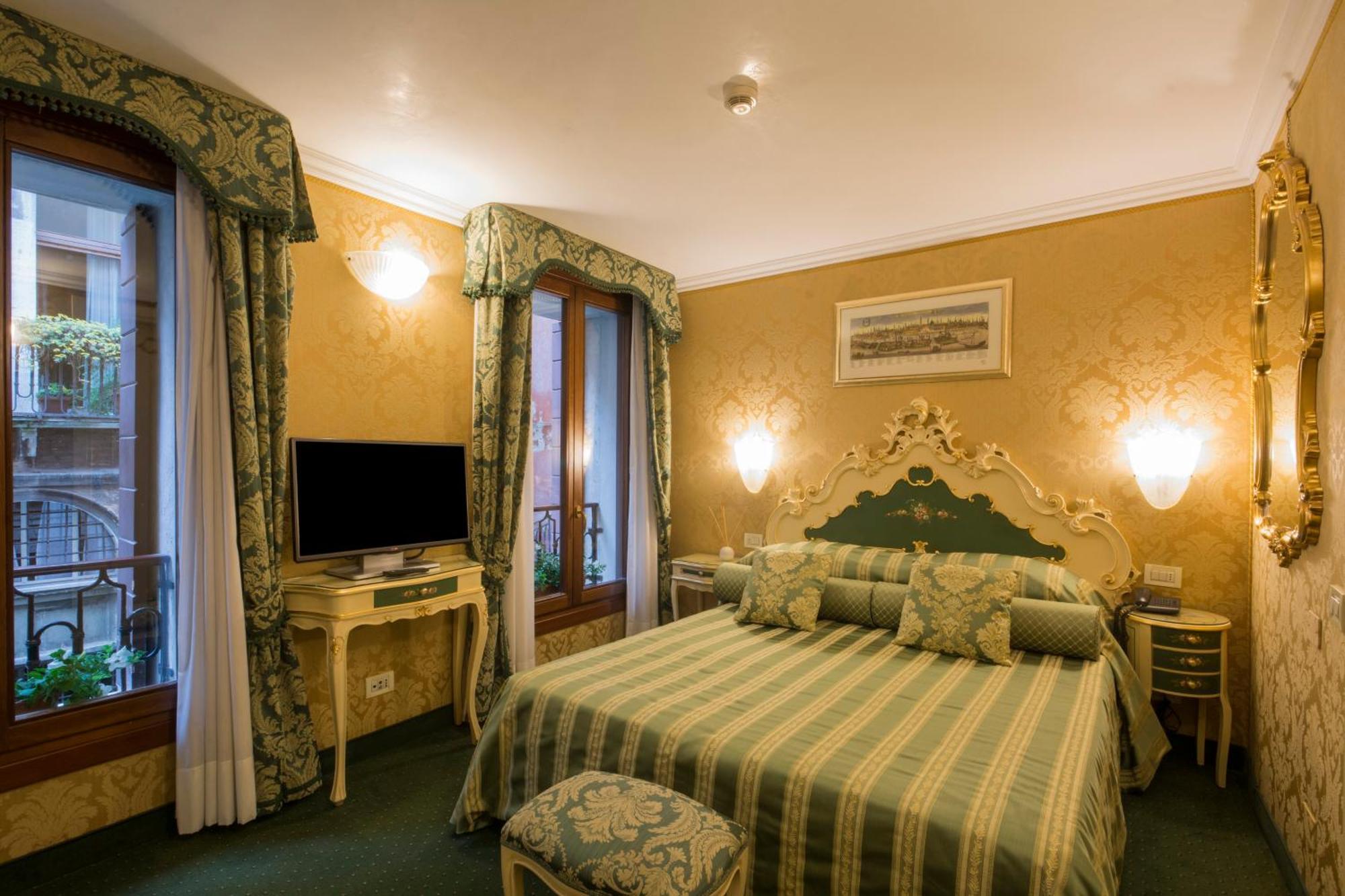 Classic Double Room,1209268588:JPEG