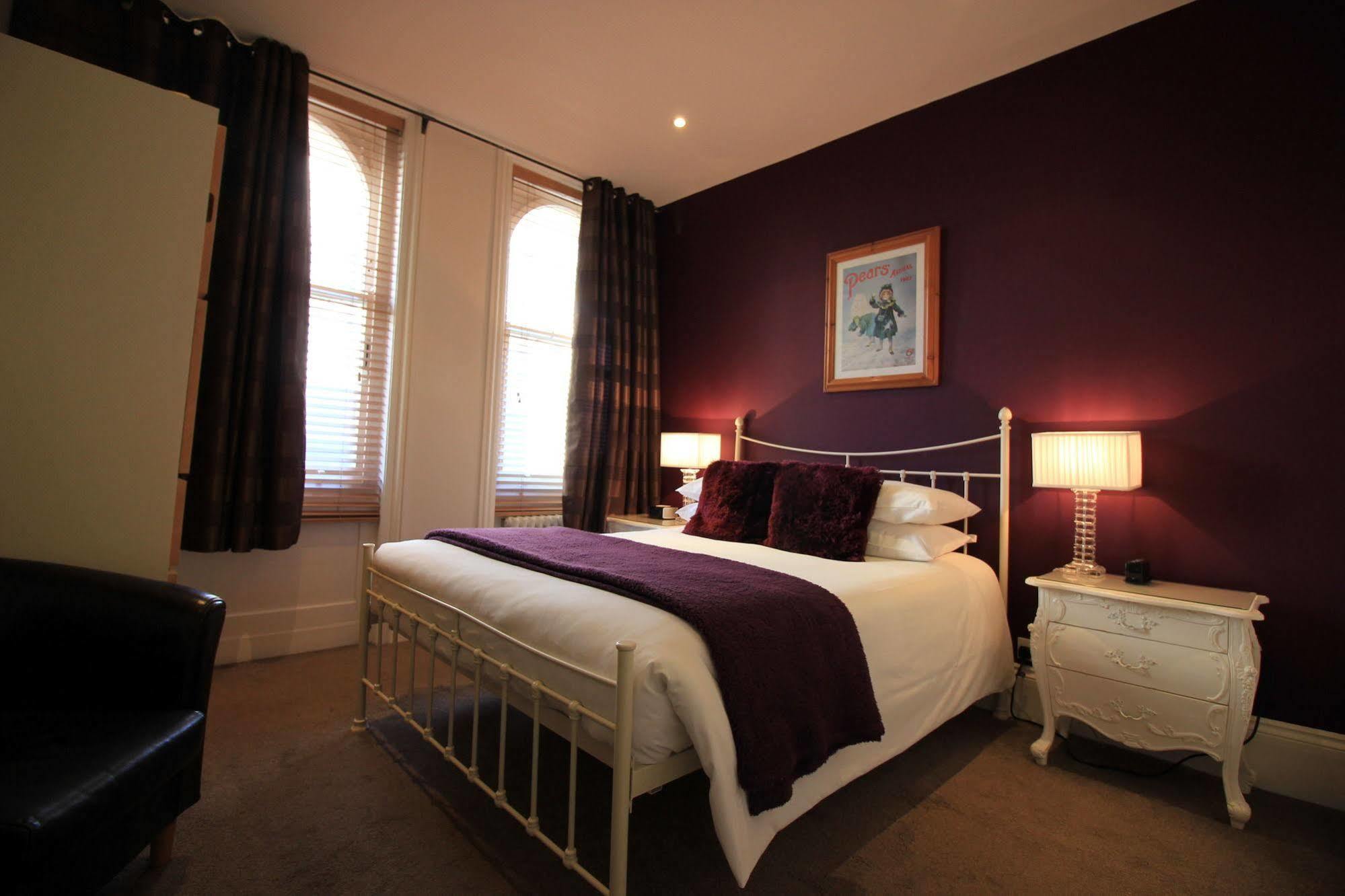 Chambre Double avec Salle de Bains Commune