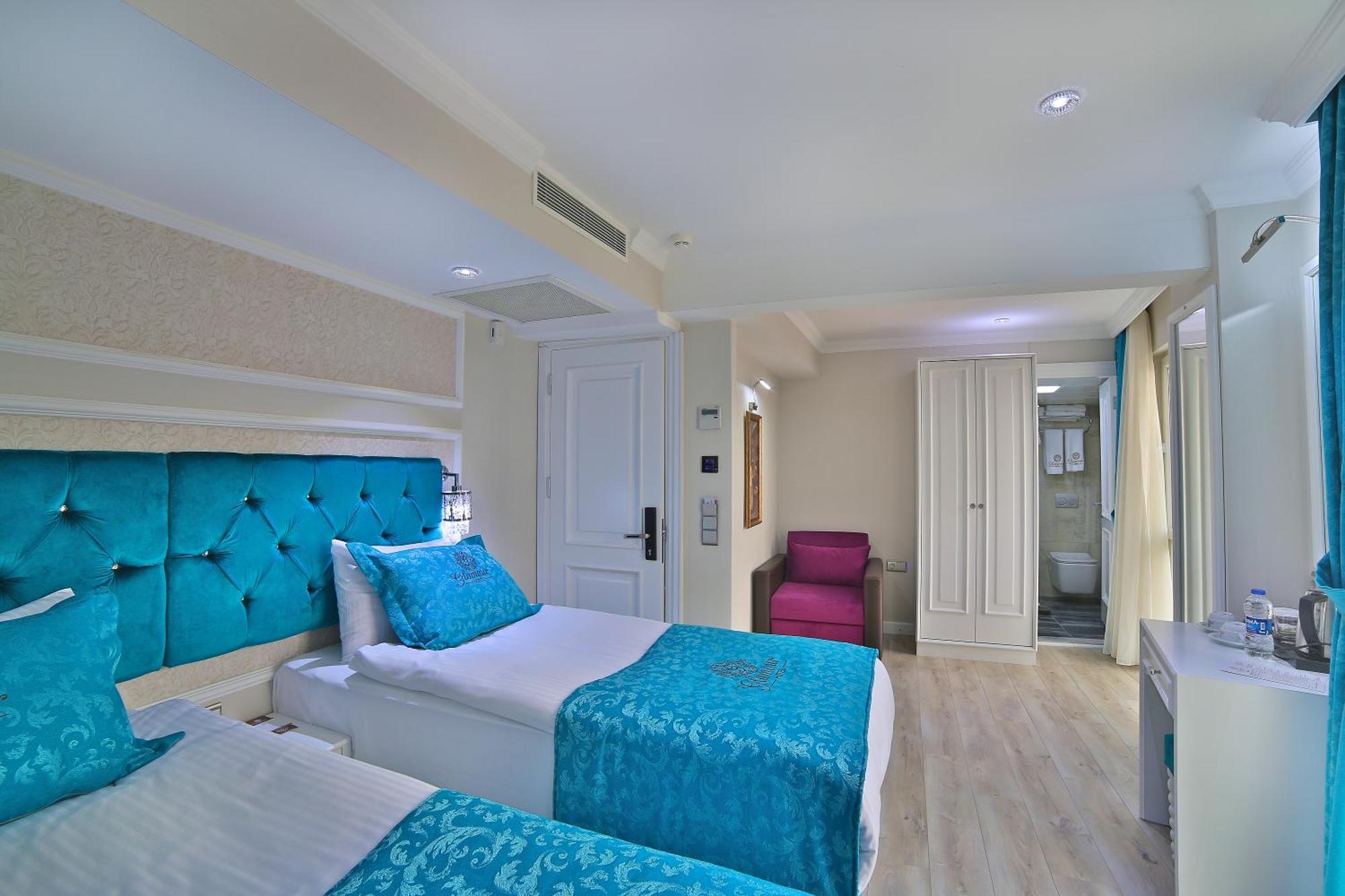 Quarto Twin Standard com Vista Mar