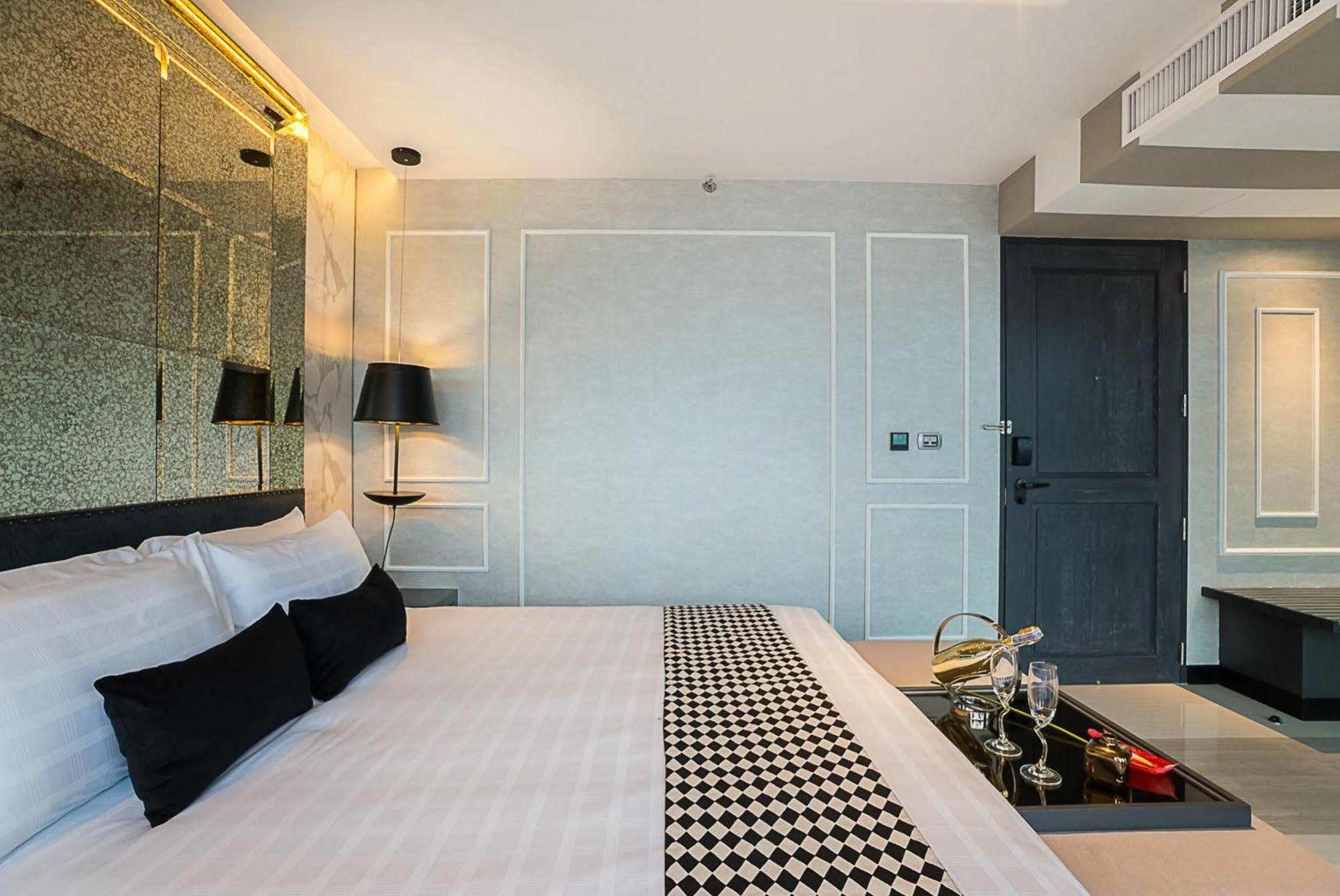 Deluxe Premier Zimmer mit Kingsize-Bett – Nichtraucher