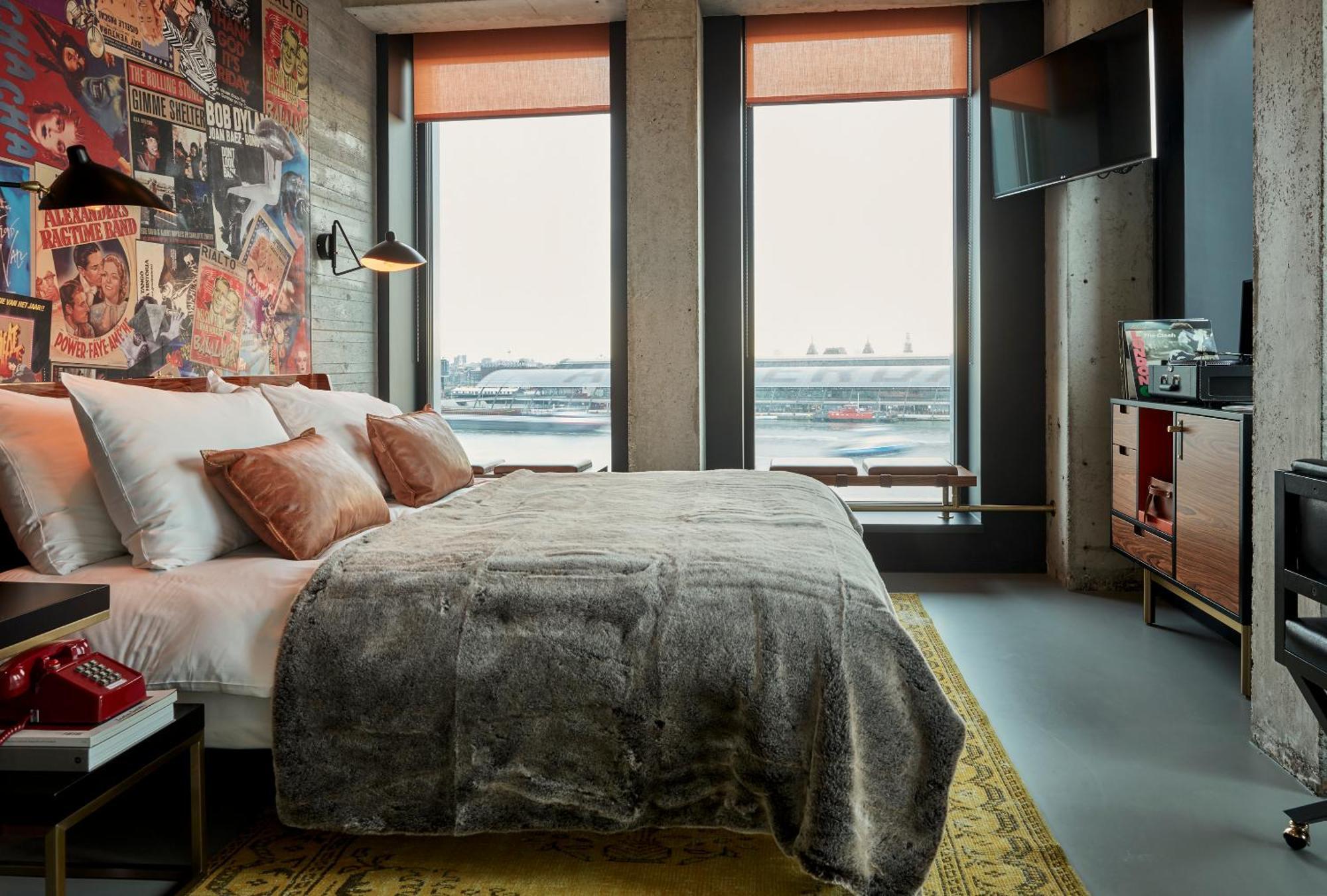 Chambre d'Angle de Luxe - Vue sur Ville