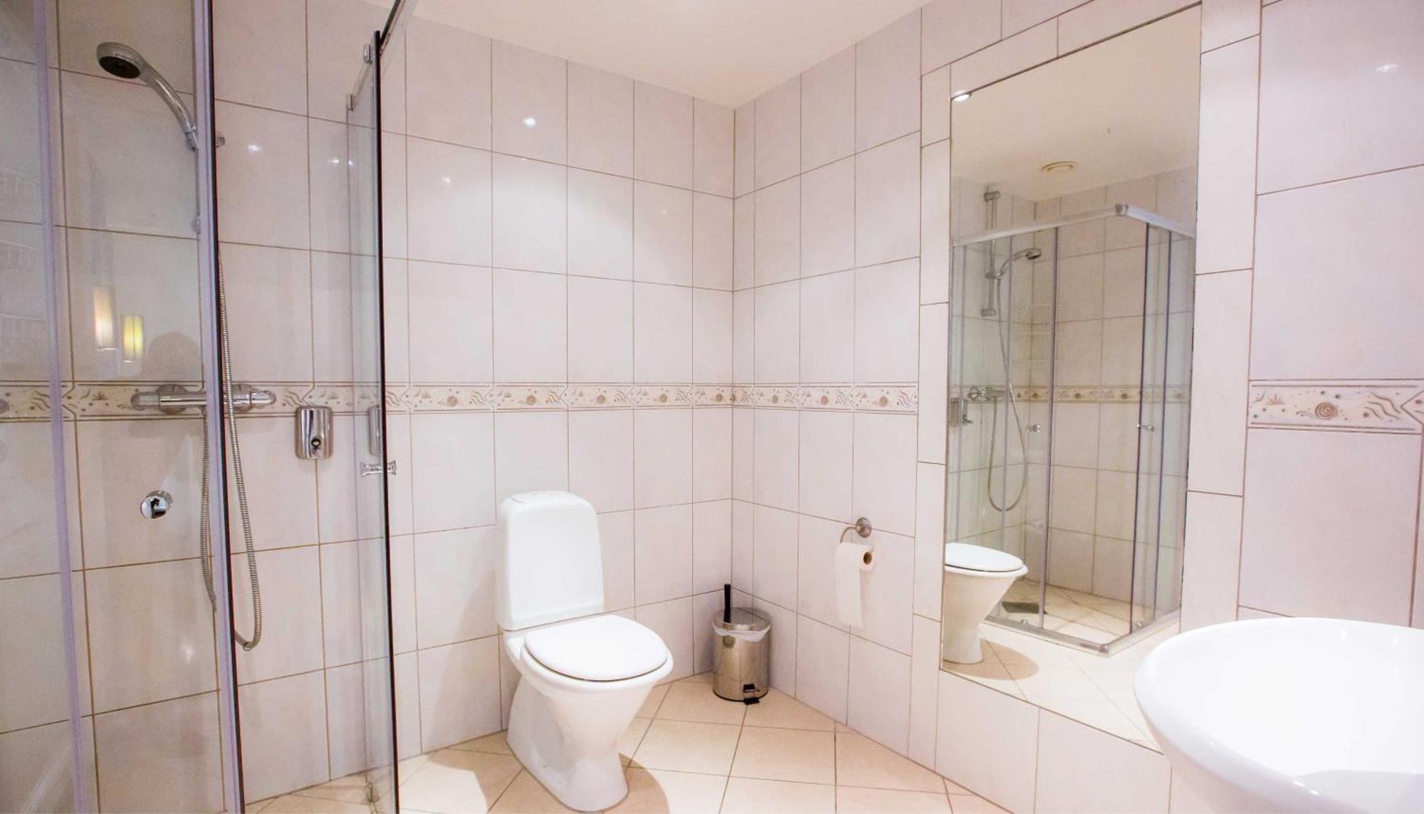 Deluxe Apartment (2 Adults),798941892:JPEG