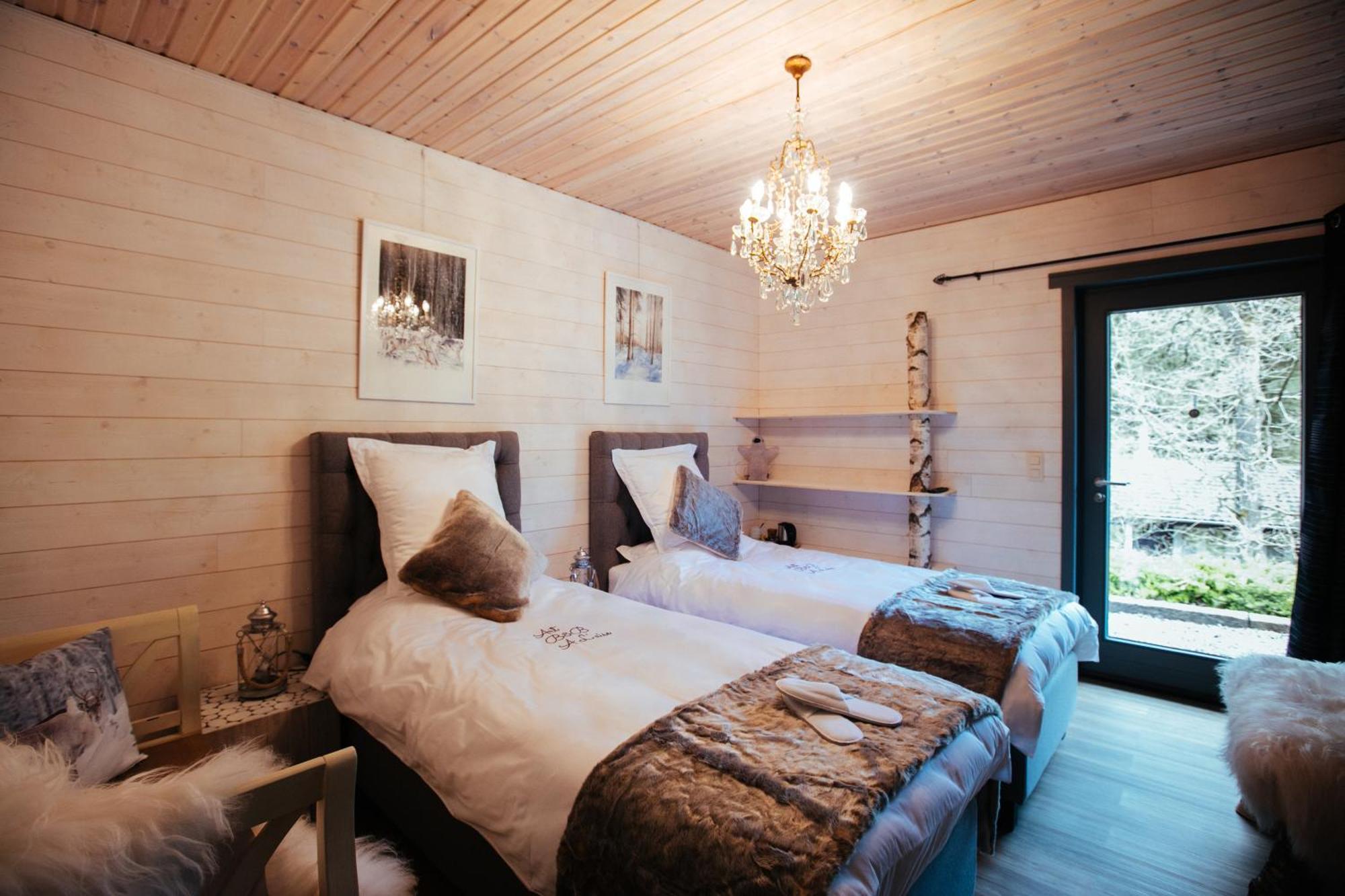 Chambre Lits Jumeaux avec Salle de Bains