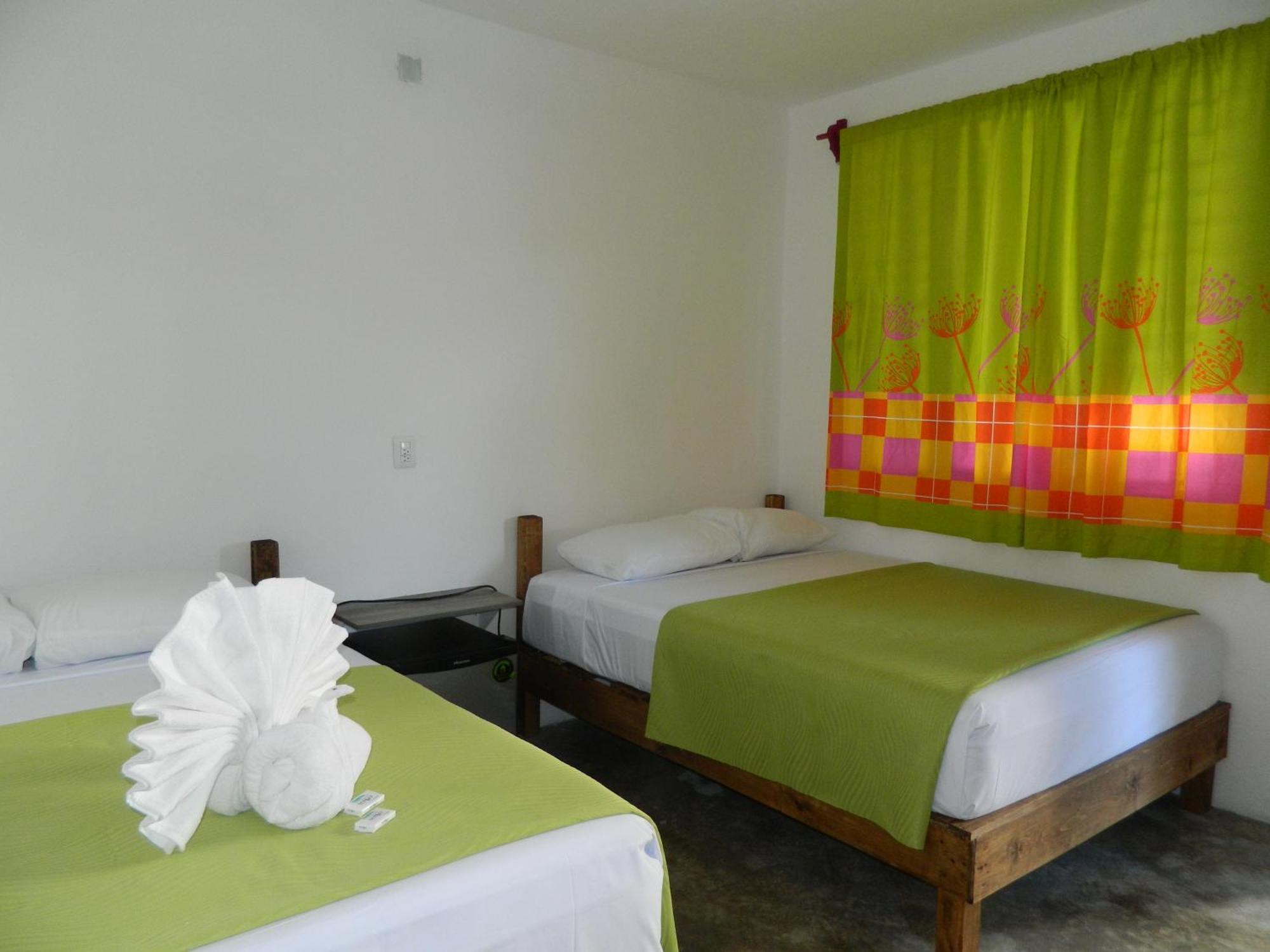 Standard Quadruple Room,712642345:JPEG