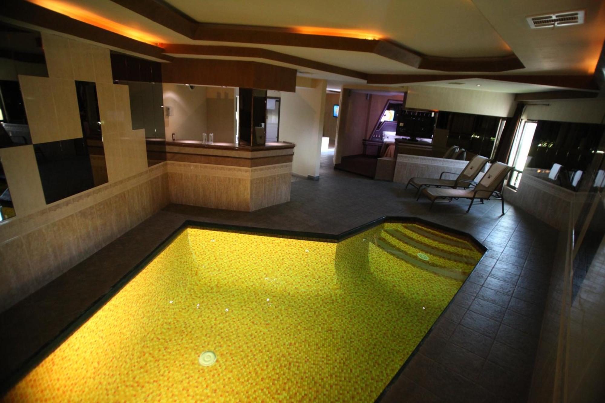 Junior Suite with Private Pool
