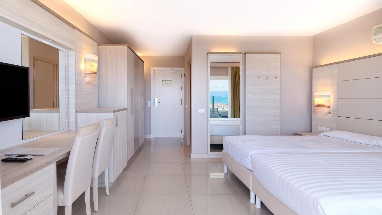 Double Room,1272256960:JPEG