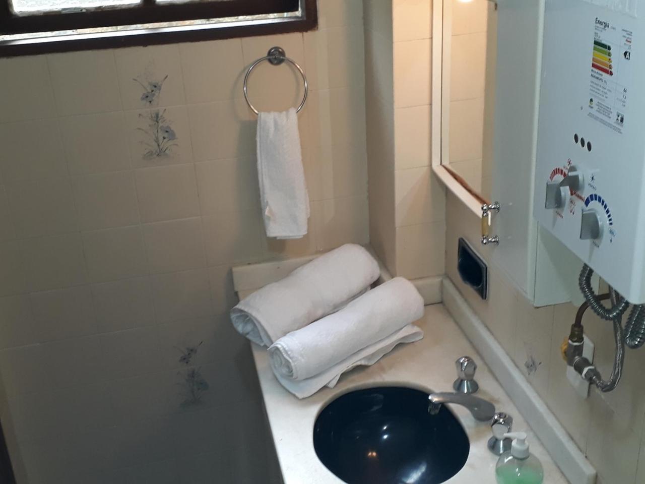 Quarto Duplo com Banheiro Privativo