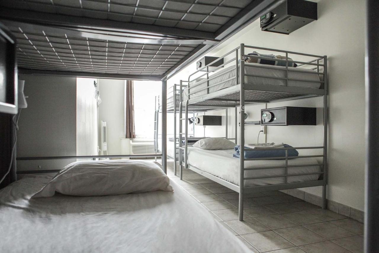 Lit dans Dortoir Mixte de 8 Lits