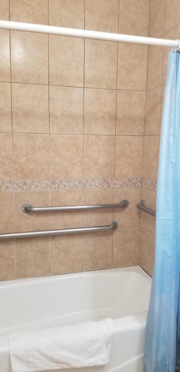 Habitación Individual adaptada para personas con movilidad reducida