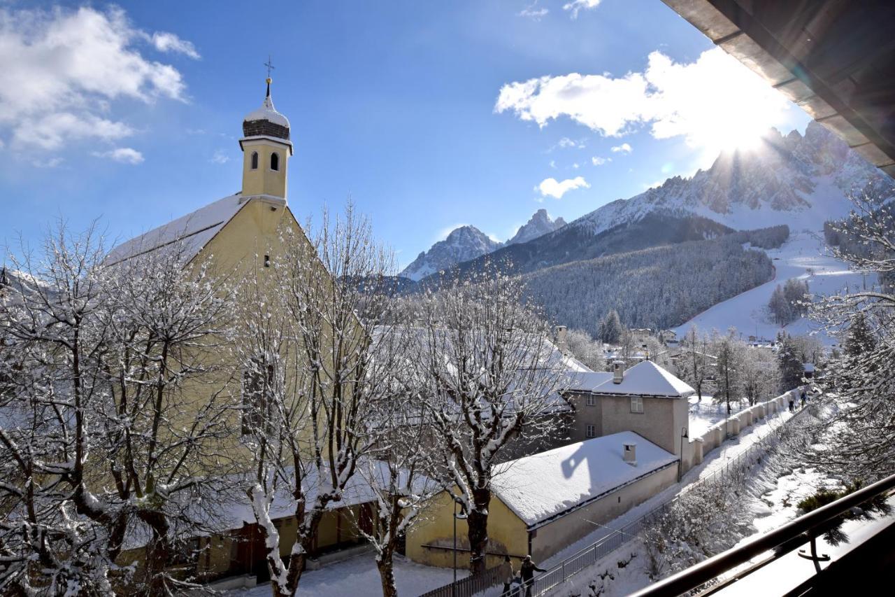 AT 112-8 - Appartamento Bilocale con Balcone e Vista Fiume