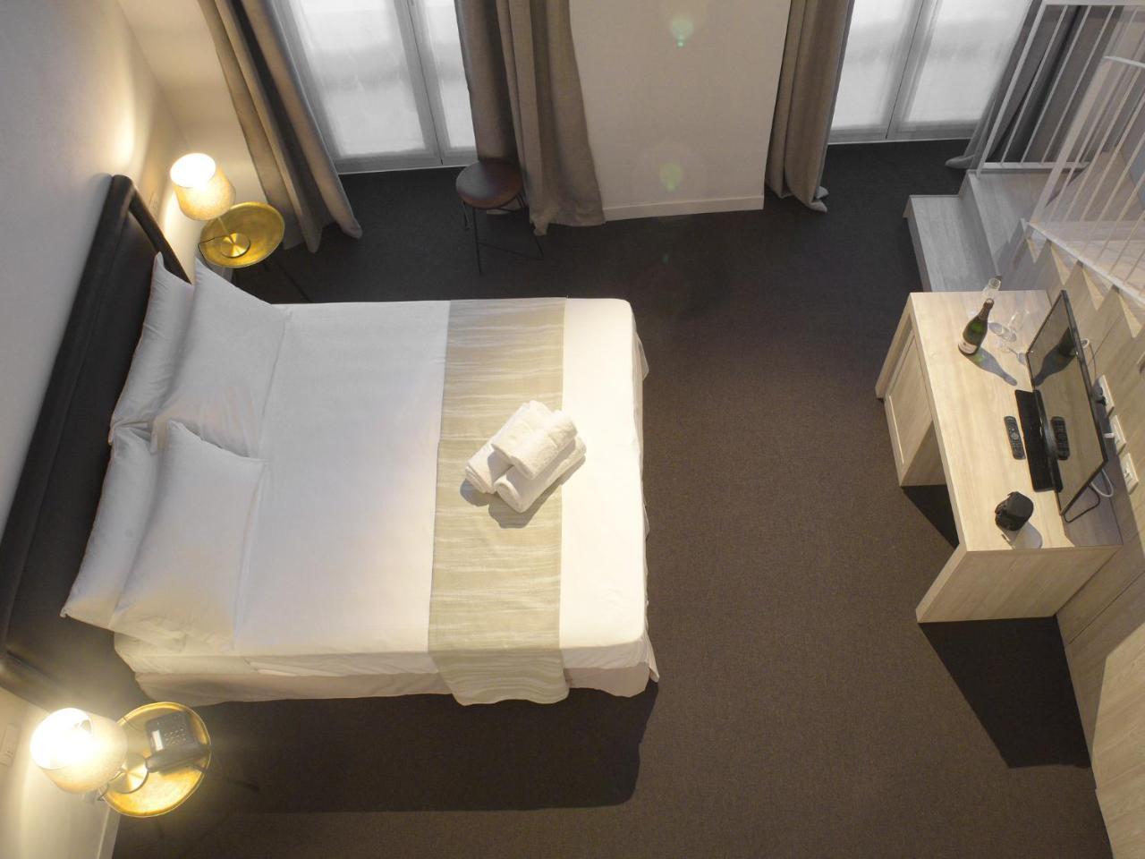 Junior Suite Split-Level