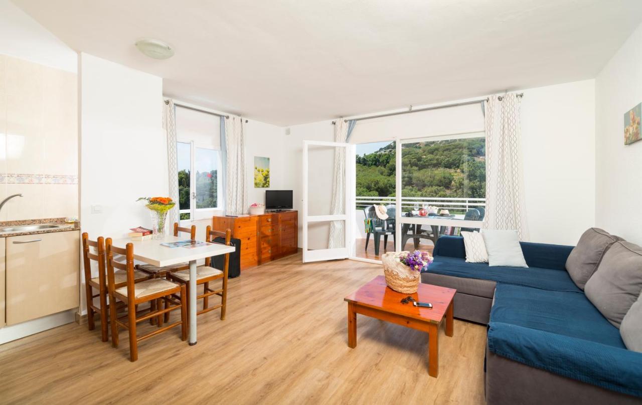 Appartement met Uitzicht op de Bergen (2 Volwassenen + 2 Kinderen)