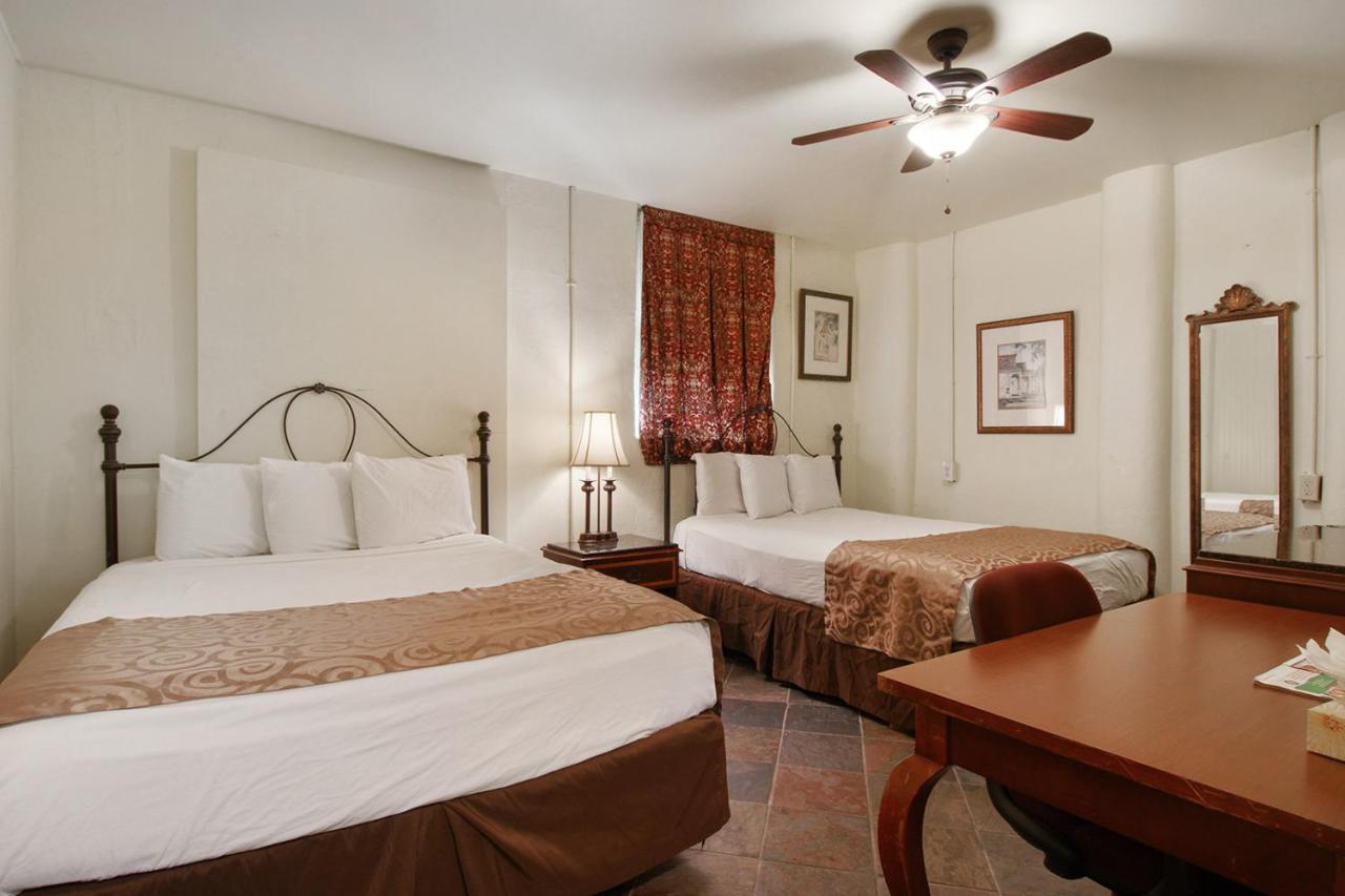 Deluxe Double Room,1618283271:JPEG