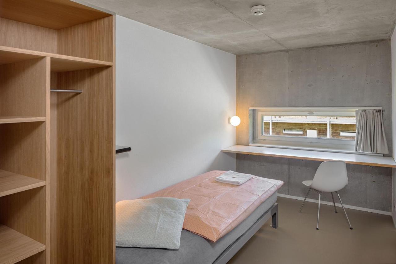 Chambre Simple avec Salle de Bains Commune