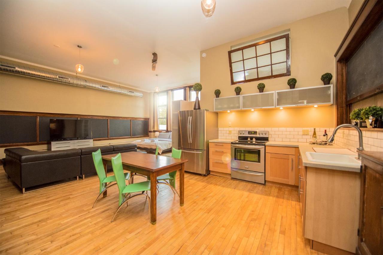 Superior Apartment,757335823:JPEG