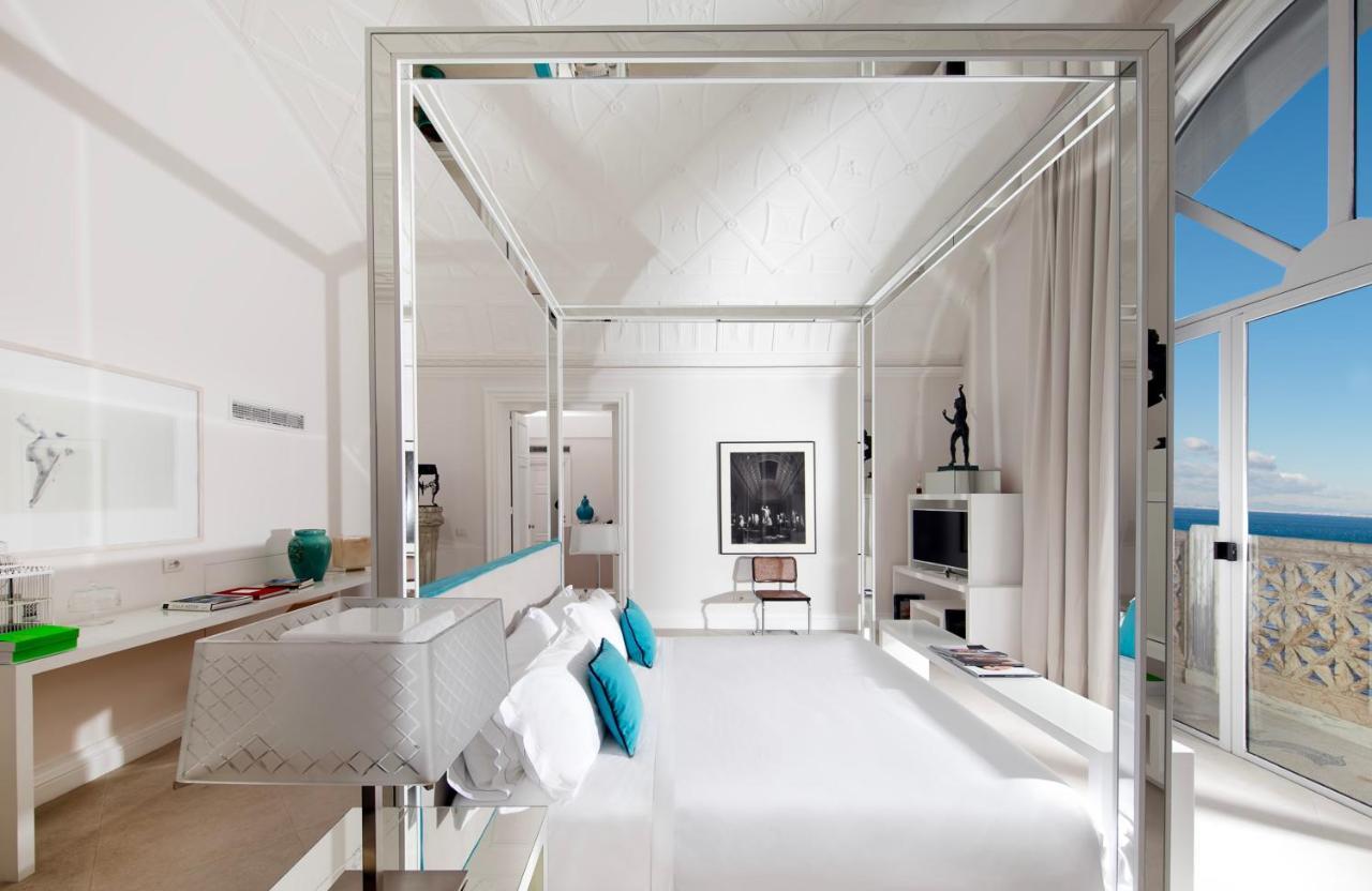 Deluxe Suite mit Whirlpool-Badewanne