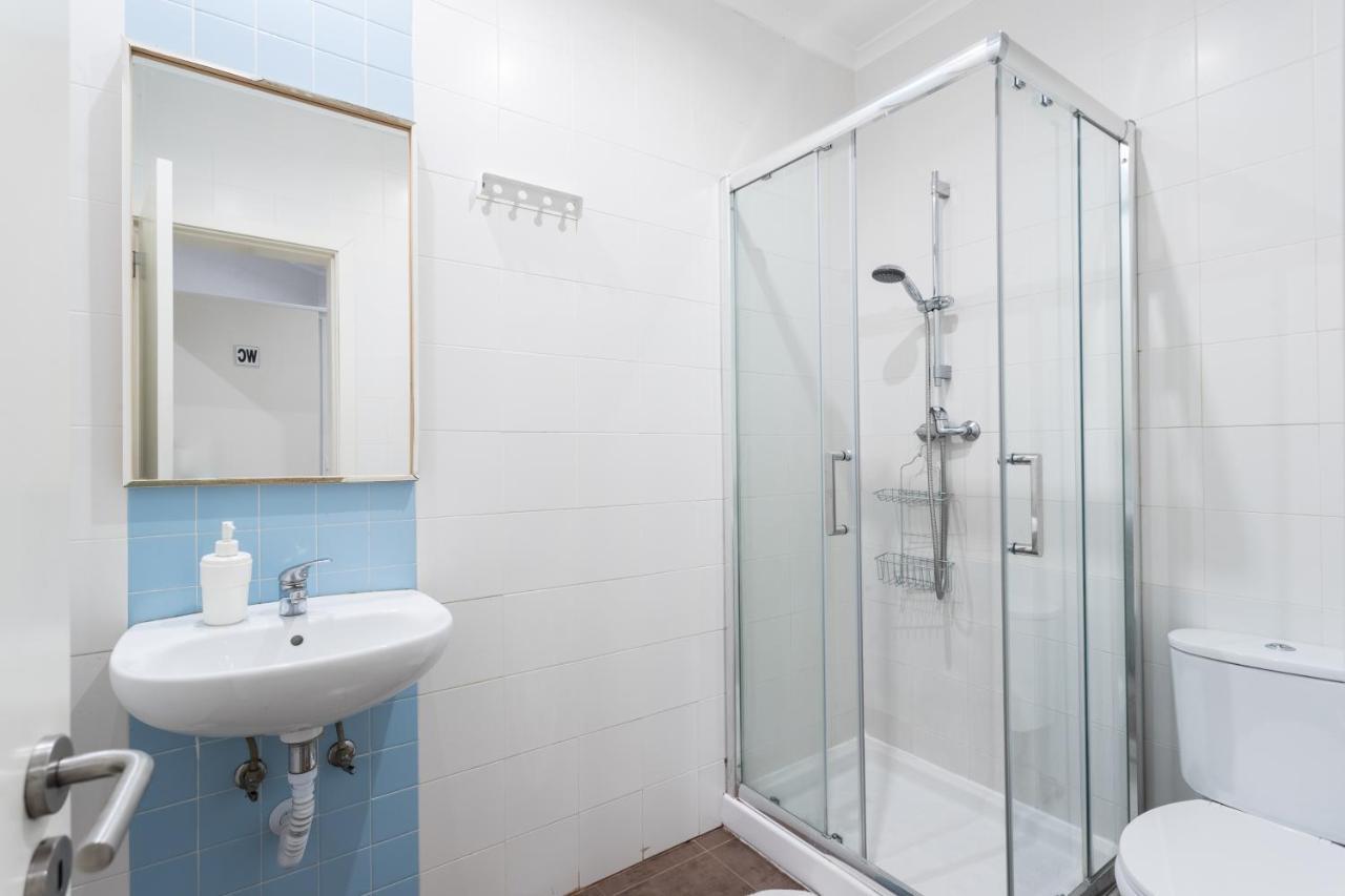Standard Einzelzimmer mit Gemeinschaftsbad