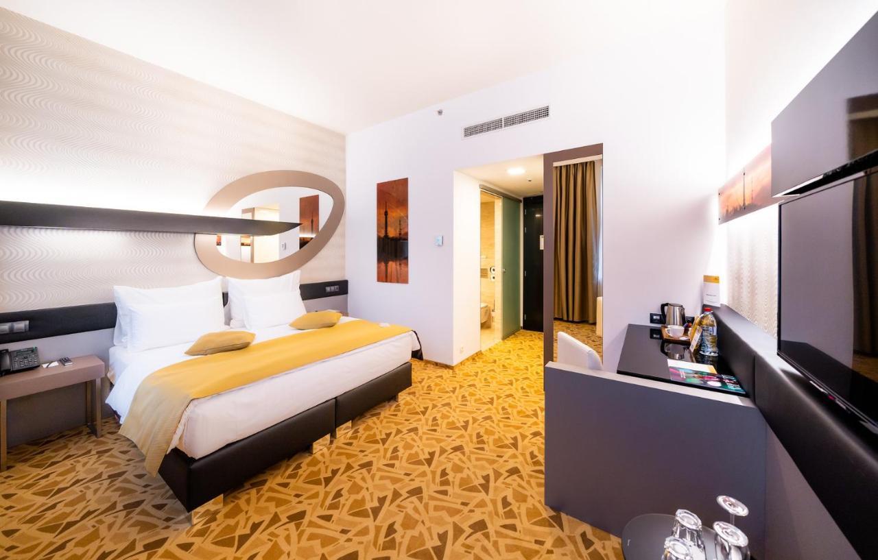 Quarto Duplo Deluxe