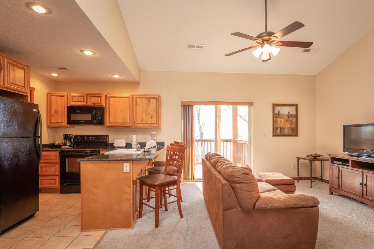 Penthouse Apartment,768860311:JPEG