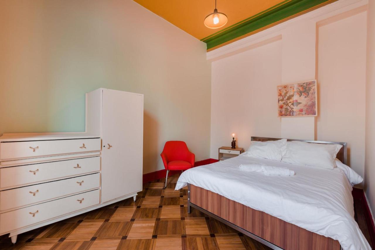 Chambre Double avec Salle de Bains Commune