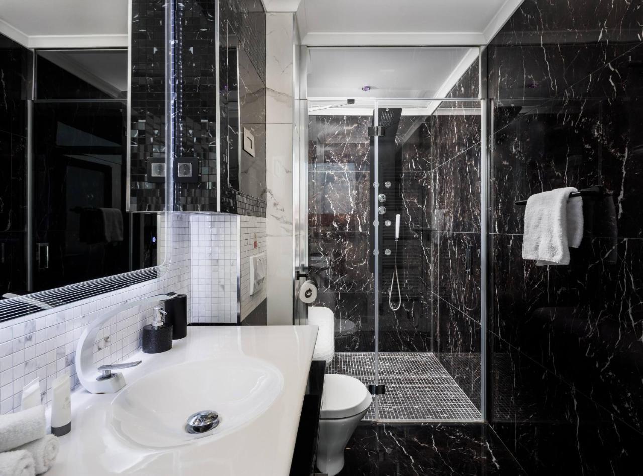 Penthouse Apartment with Sea View and Jacuzzi