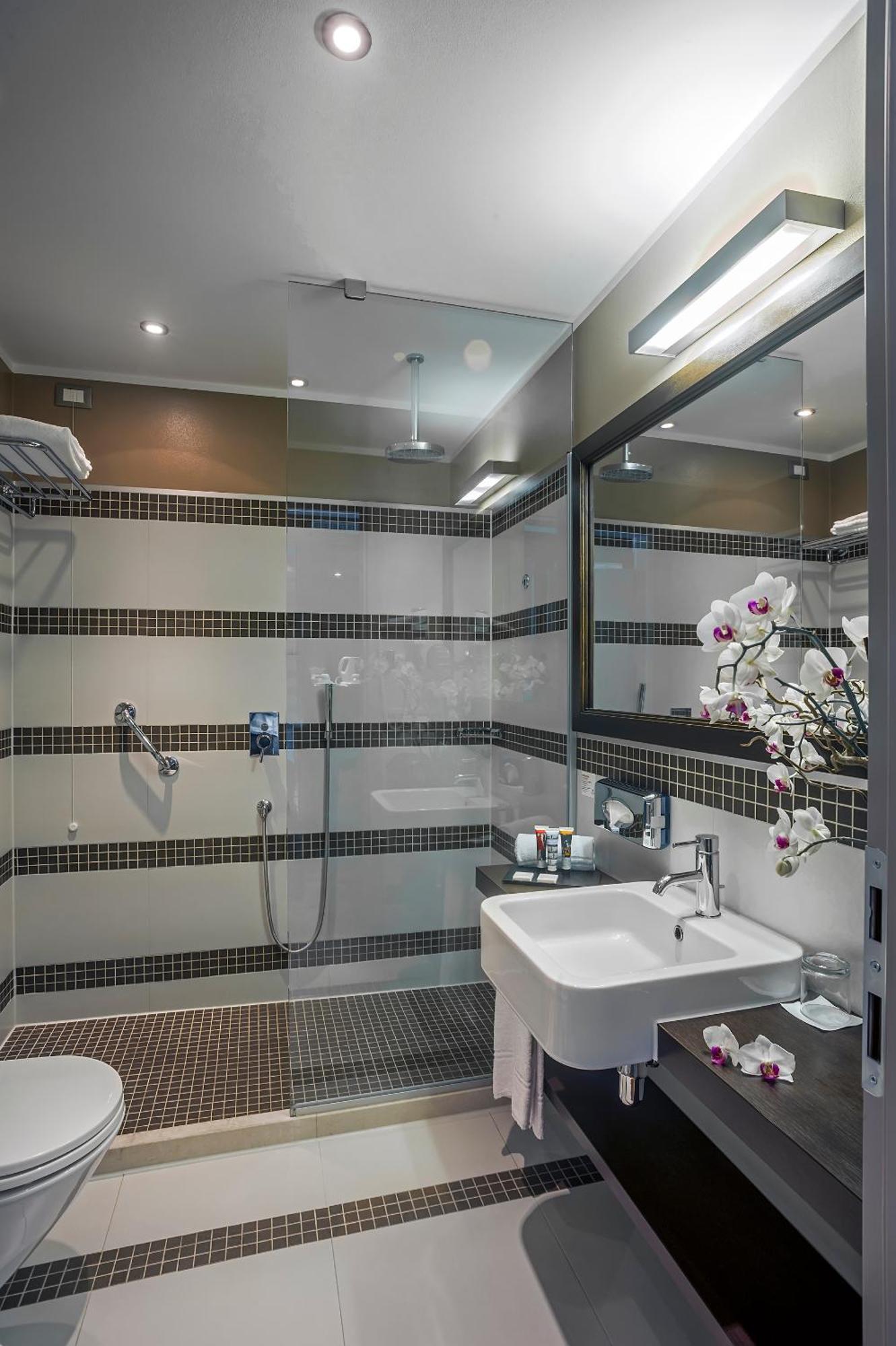 Chambre Lits Jumeaux avec Douche