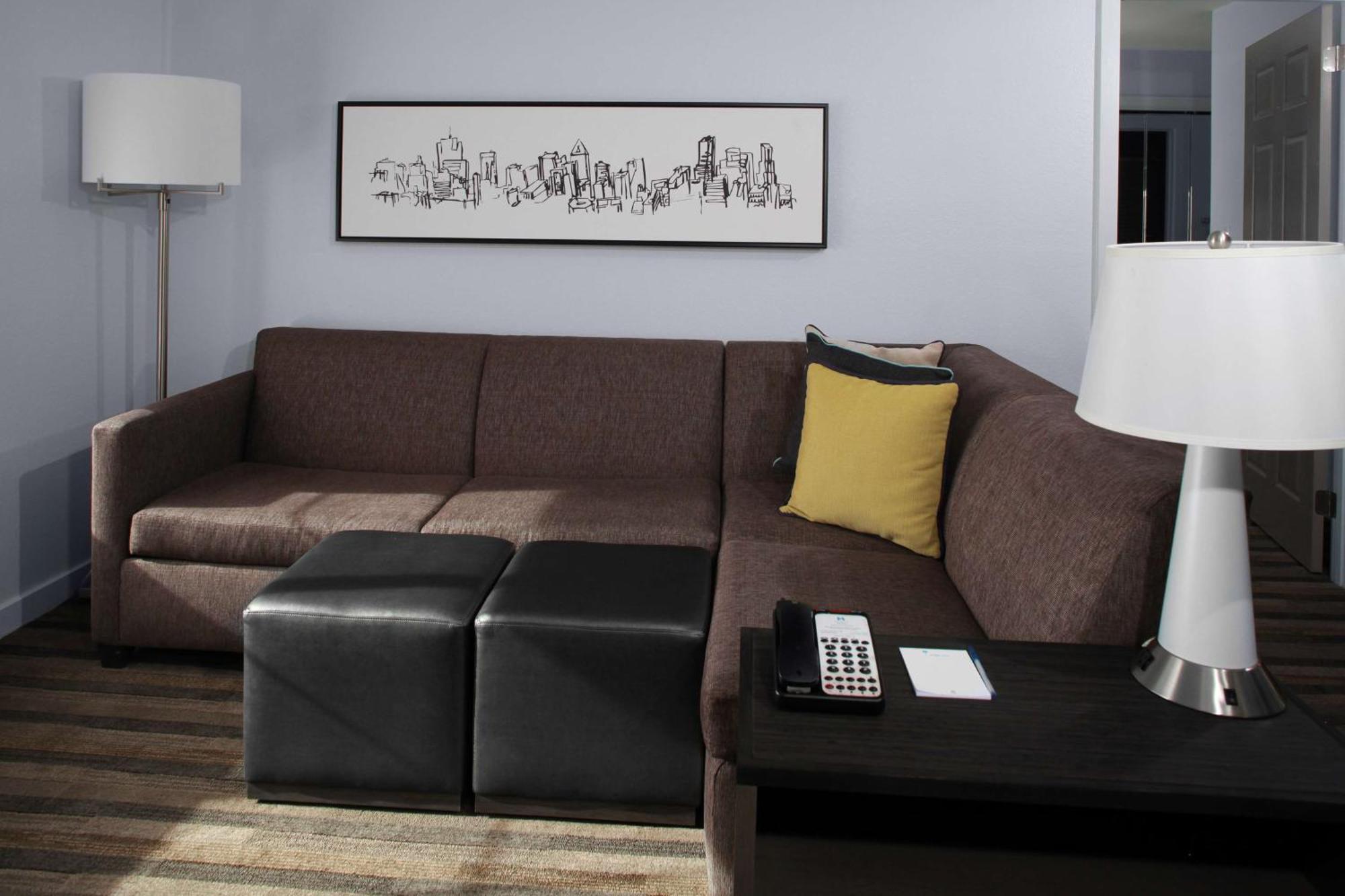 King Studio Suite
