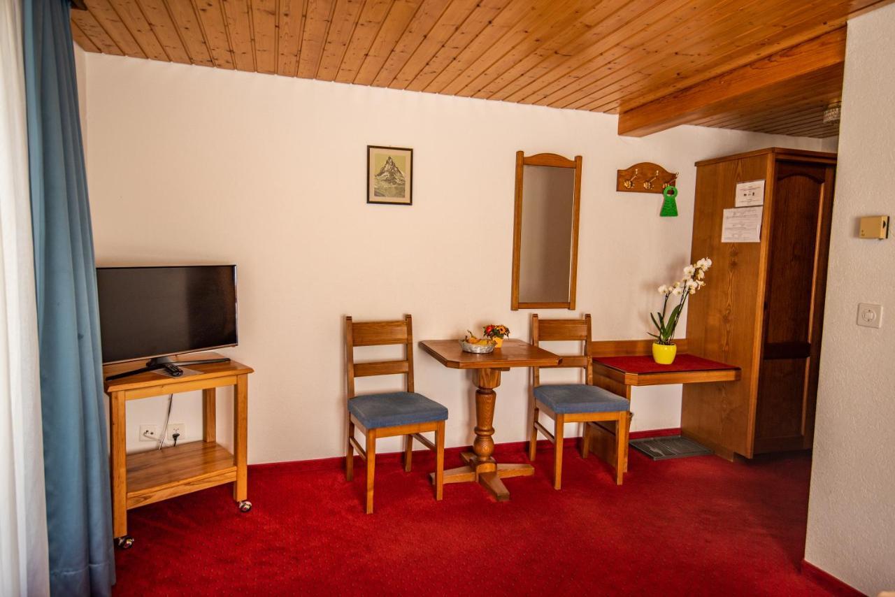 Zweibettzimmer