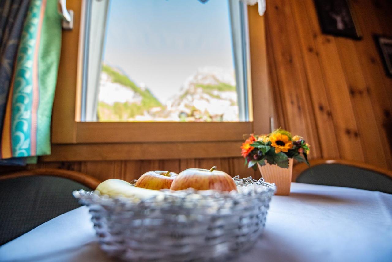 Zweibettzimmer mit Gemeinschaftsbad