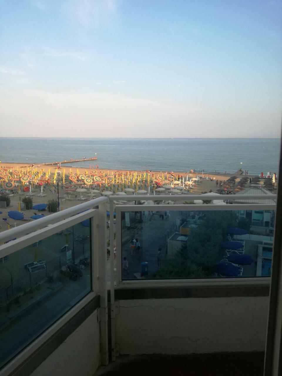 Dreibettzimmer mit Meerblick