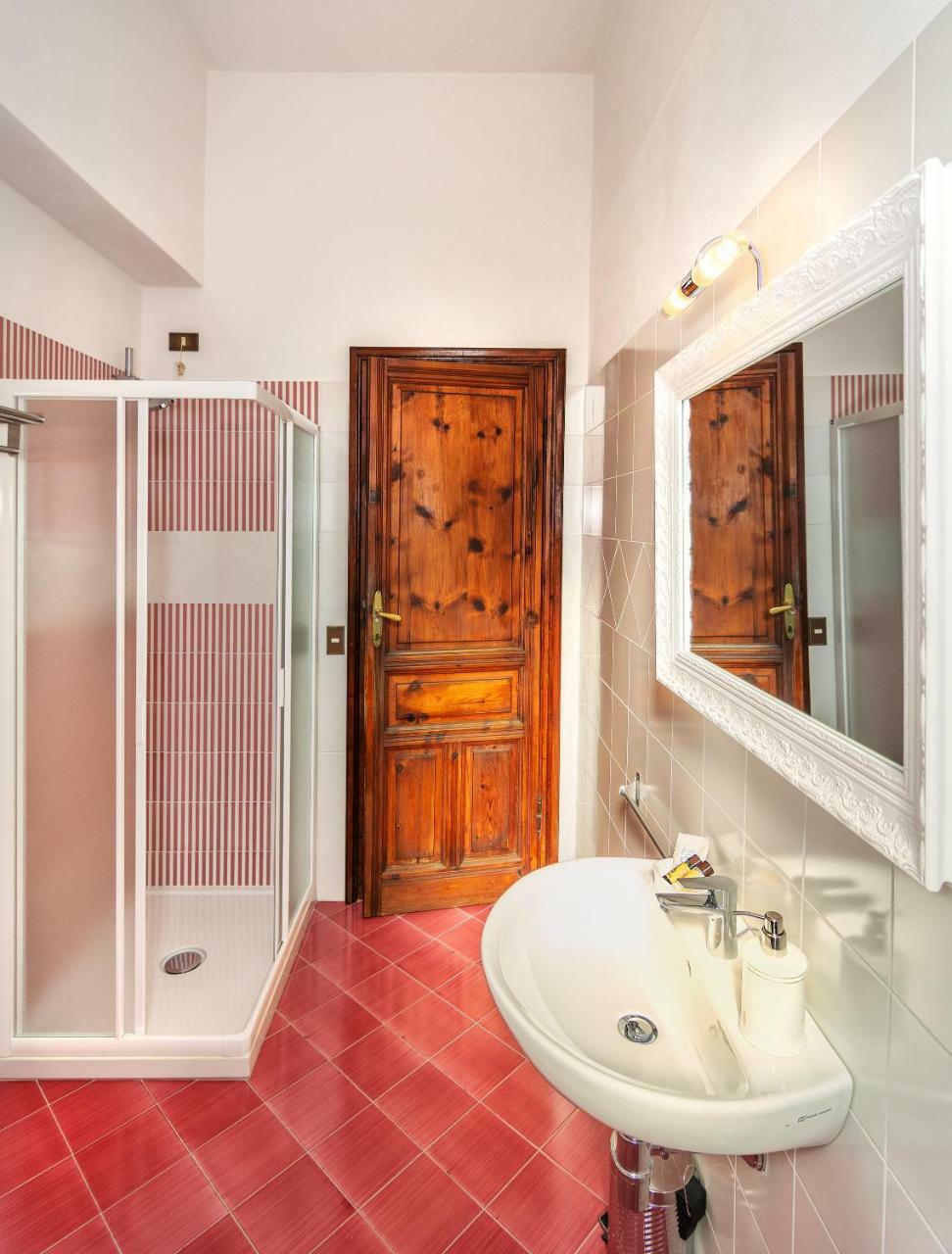 Two-Bedroom Suite,779920203:JPEG
