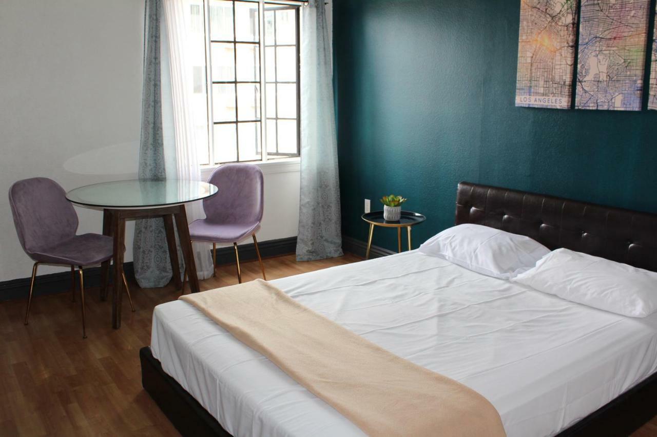 Standard Double Room with Private Bathroom