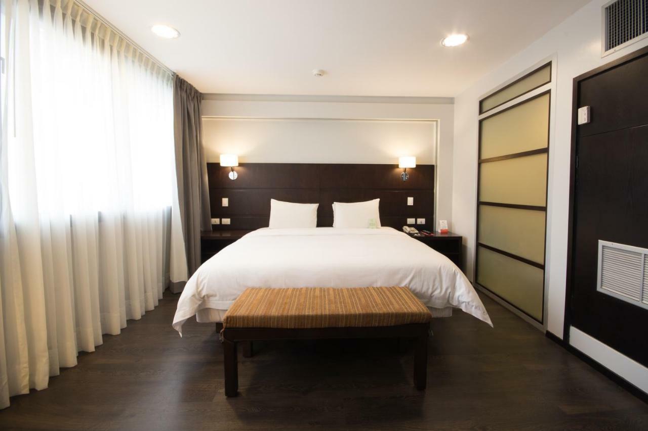 Standard Double Room,906284197:JPEG