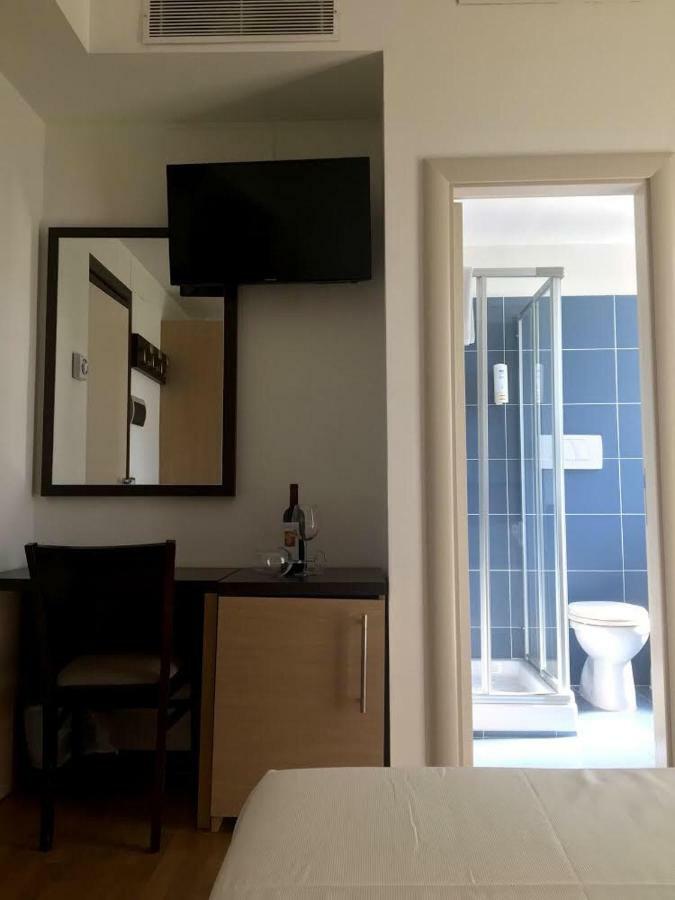 Chambre Double ou Lits Jumeaux