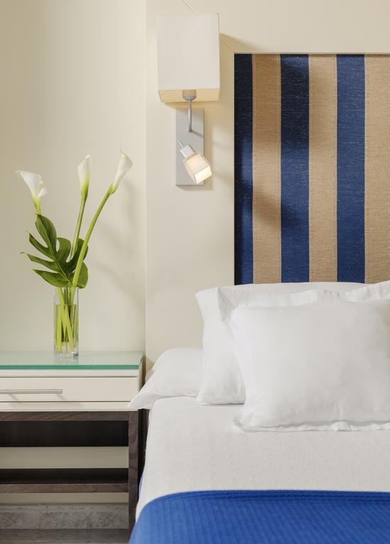 Chambre Double ou Lits Jumeaux (1 Adulte)