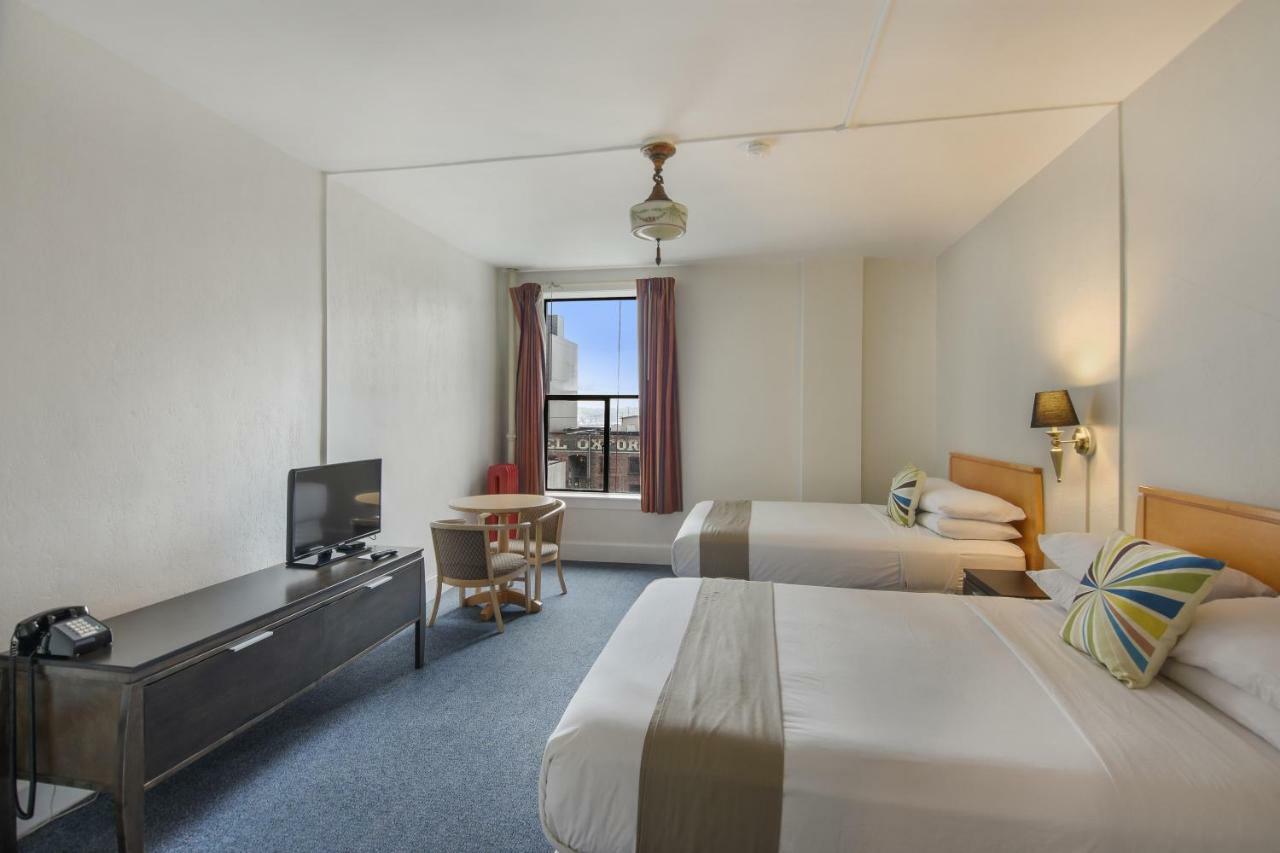 Chambre avec 2 Grands Lits Queen-Size