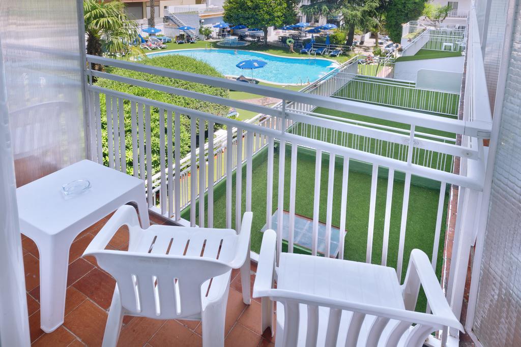 Appartement met Balkon en Uitzicht op het Zwembad (2-4 Volwassenen)