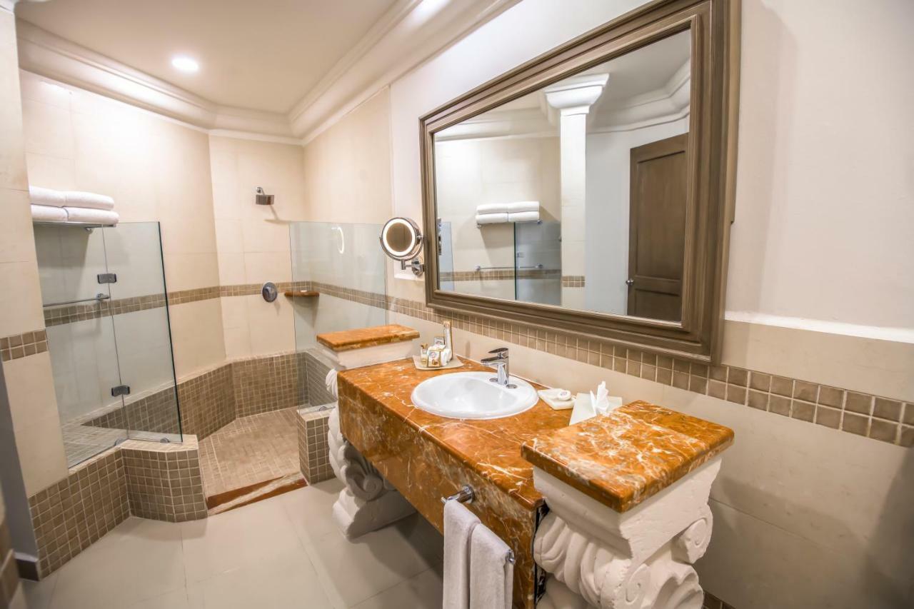 Junior Suite 1 letto king, Fronte Oceano
