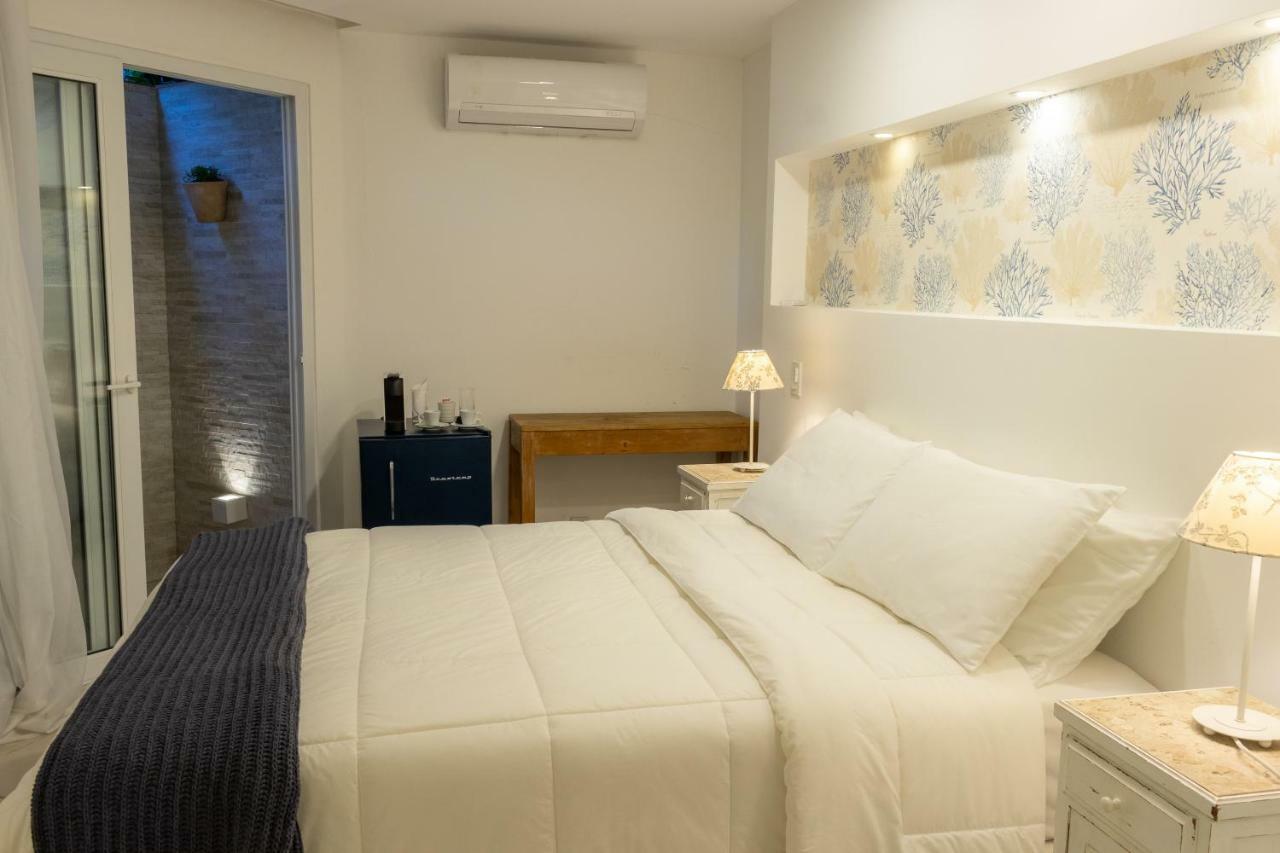 Standard Double Room,790145184:JPEG