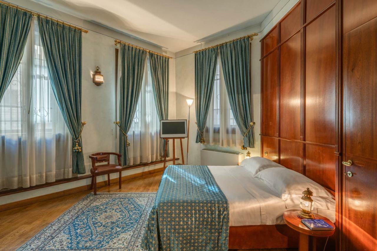 Quarto Triplo Standard