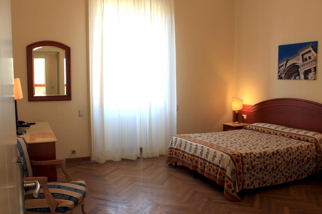 Habitación Doble con baño privado externo - 1 o 2 camas