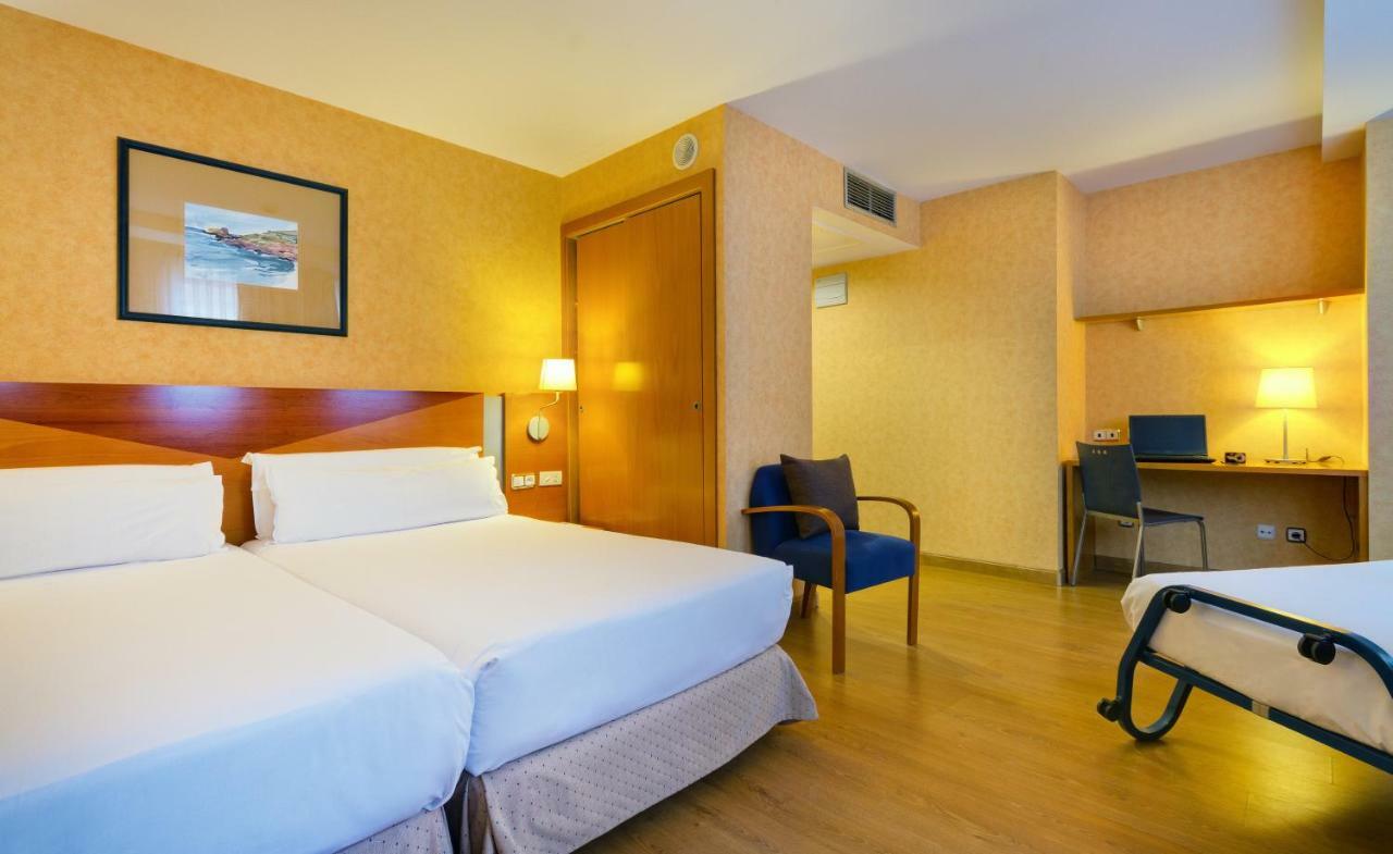 Triple Room,806150619:JPEG