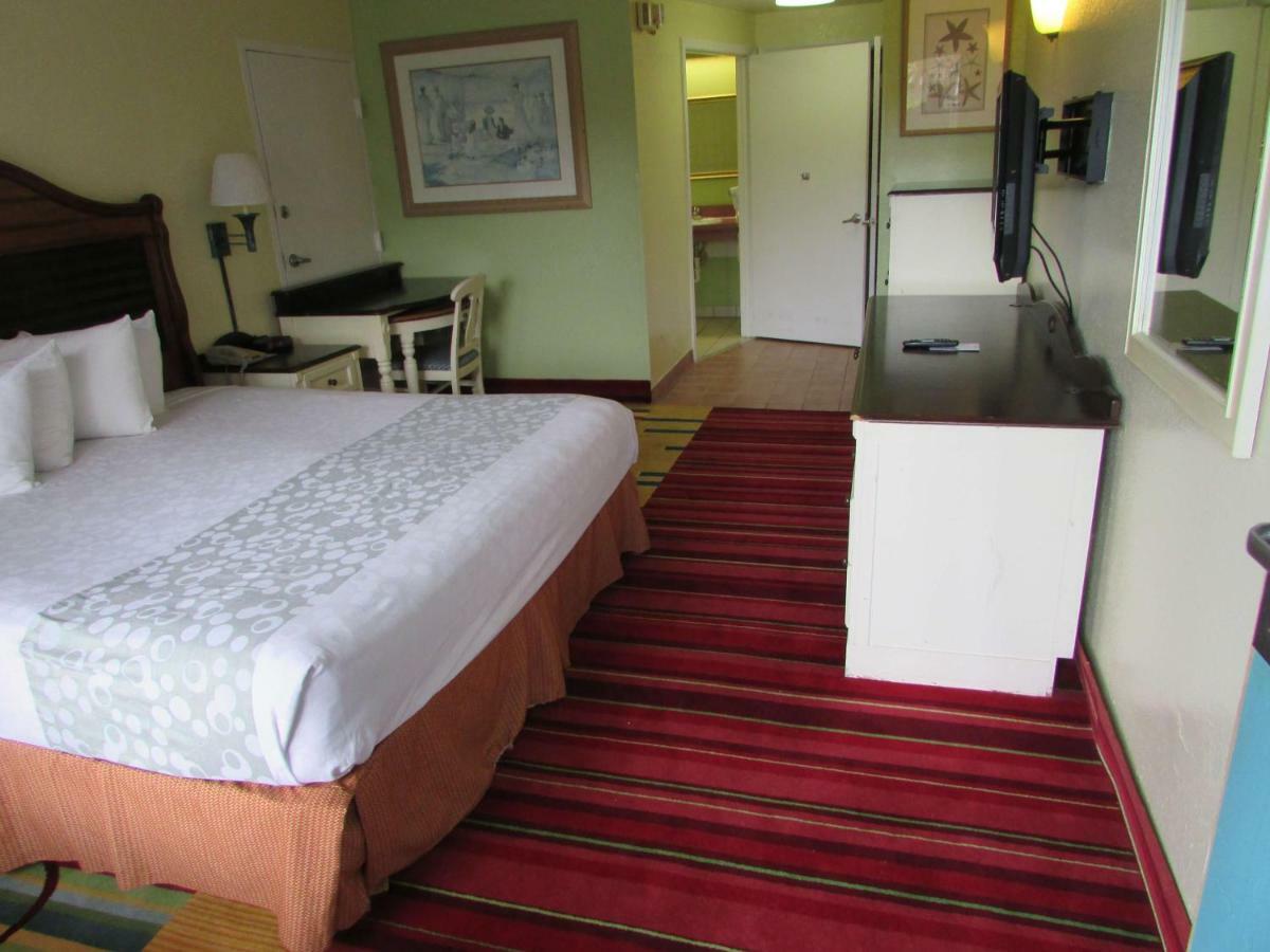Quarto Standard com 1 Cama de Casal - Acessível para Hóspedes com Mobilidade Reduzida/Chuveiro Acessível a Cadeirantes