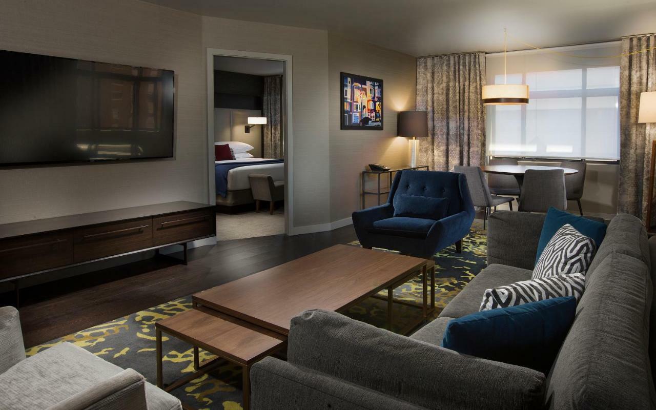 Metropolitan One-Bedroom Suite,813441081:JPEG