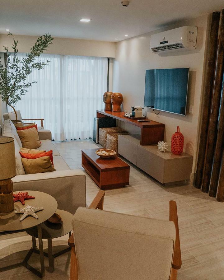 Apartamento com 3 Quartos, Vista Oceano e Piscina Privada