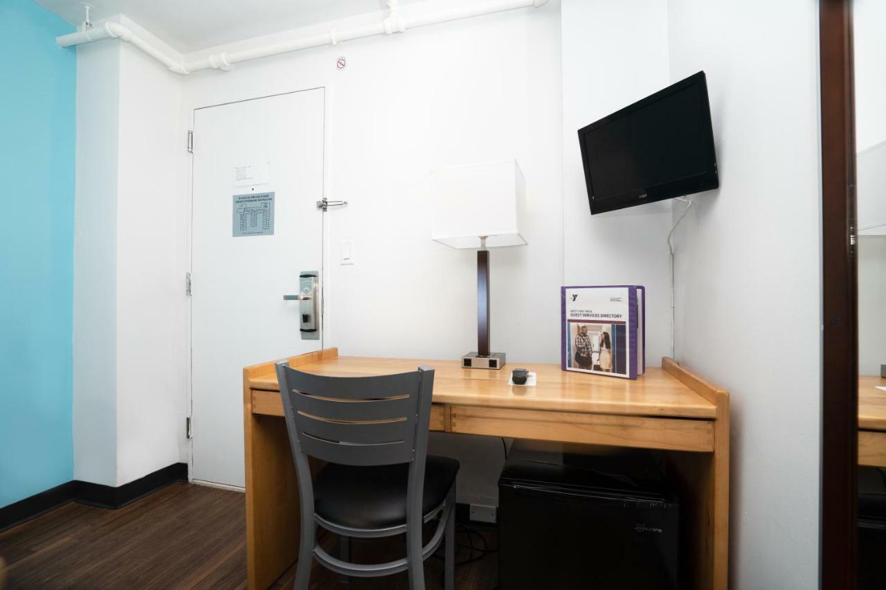 Privé Deluxe Kamer met een Stapelbed en een Semi-privébadkamer