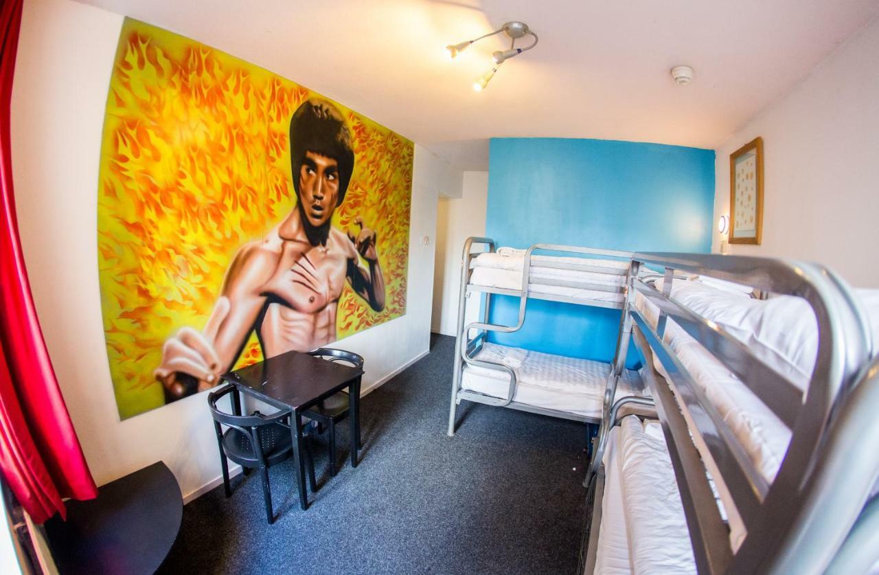 Bed op een Vrouwenslaapzaal met 6 Bedden