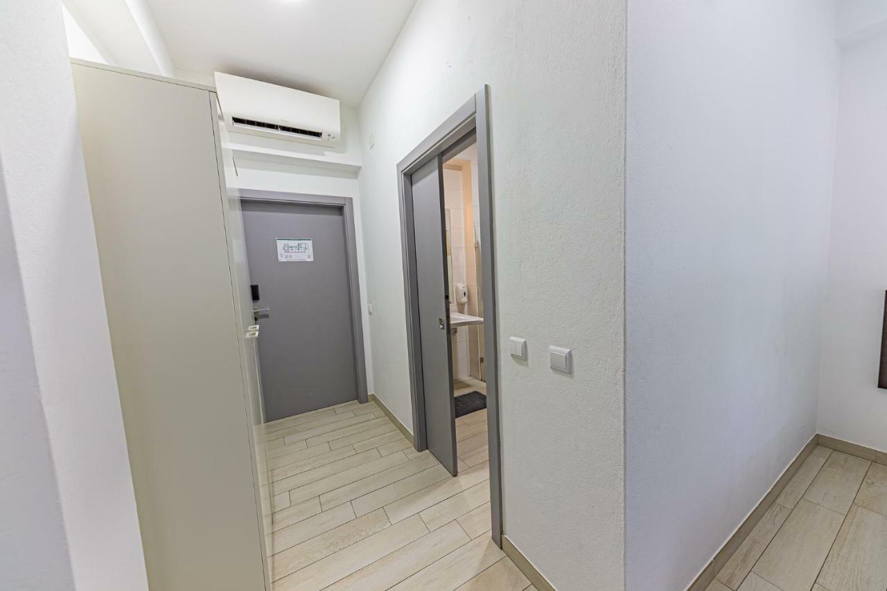 Quarto Duplo com Casa de Banho Privativa